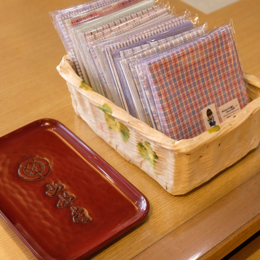 鎌倉シャツのハンカチをプレゼント！